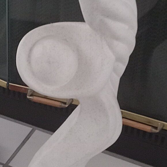 Numbered Vanguard Accents Statue, Floor or Fireplace Statue. Mother with Child. - Picture 6 of 6